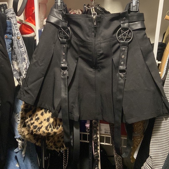 Killstar | mayhem light the fire mini skirt - Picture 6 of 6